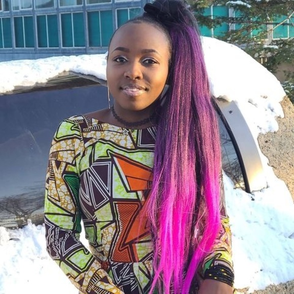 Meet your Posher, Mireille - Picture 1 of 1